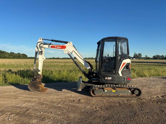 2023 Bobcat E35 Excavatrice