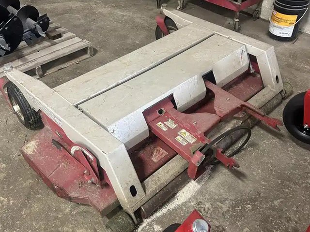 2012 Ventrac HM722 Plateau de coupe