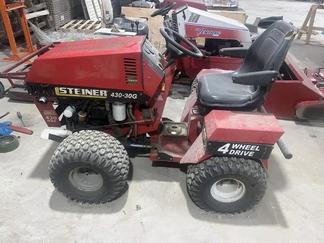 1995 Steiner 430 Tracteur