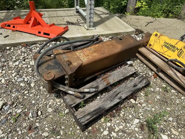 2012 BD Manufacturing braker broyeur - marteau