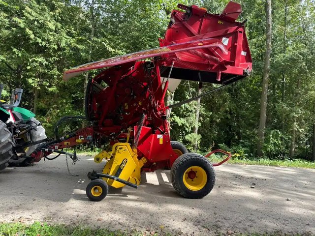 2018 New Holland BR450 Broyeur de récolte