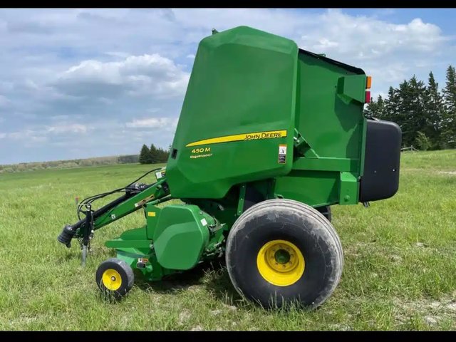 2022 John Deere 450M Presse à Balle Ronde