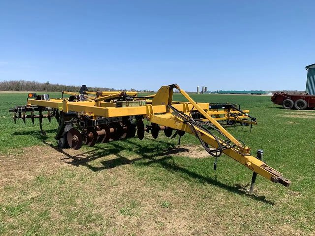 Landoll 2200 disque scarificateur