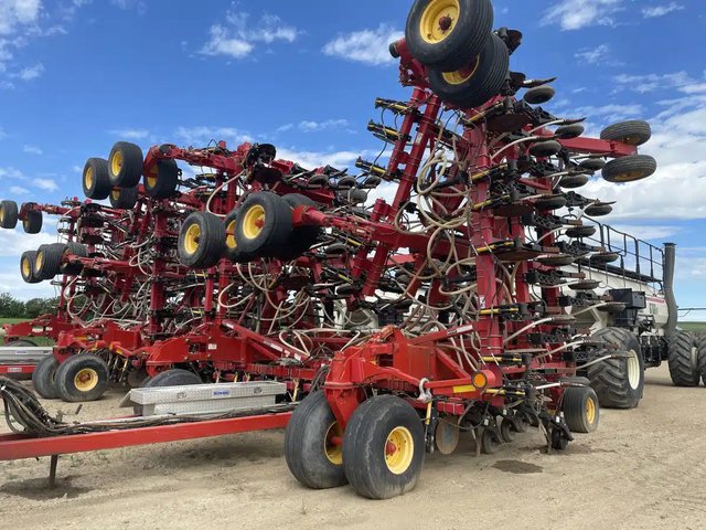 2013 Bourgault 3320-66 Semoir à air
