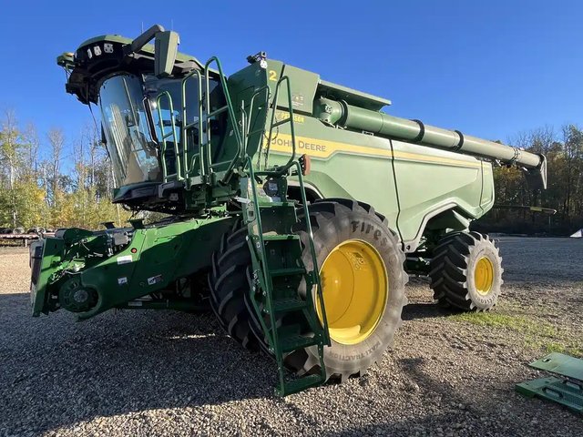 2022 John Deere X9 1100 Batteuse