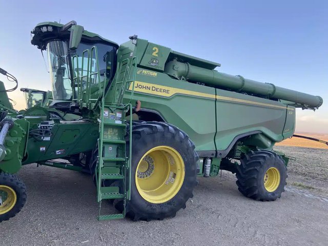 2022 John Deere X9 1100 Batteuse