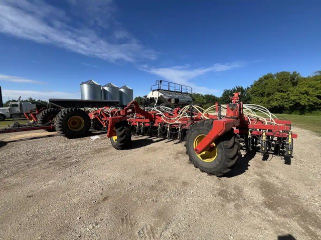2015 Bourgault 3320-76 Semoir à air