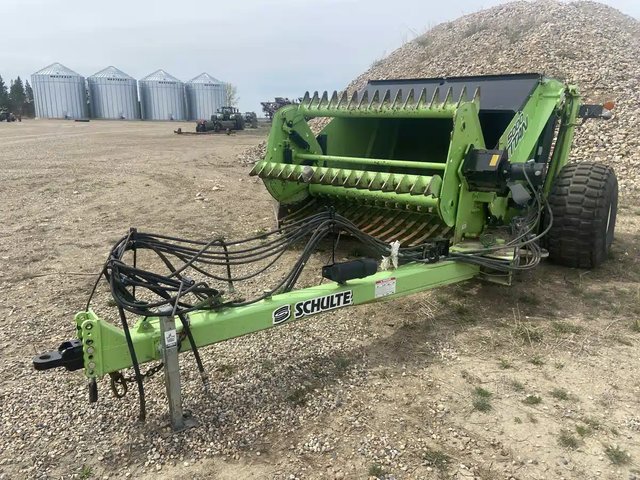 2019 Schulte TITAN 5000 ramasseuse de pierres