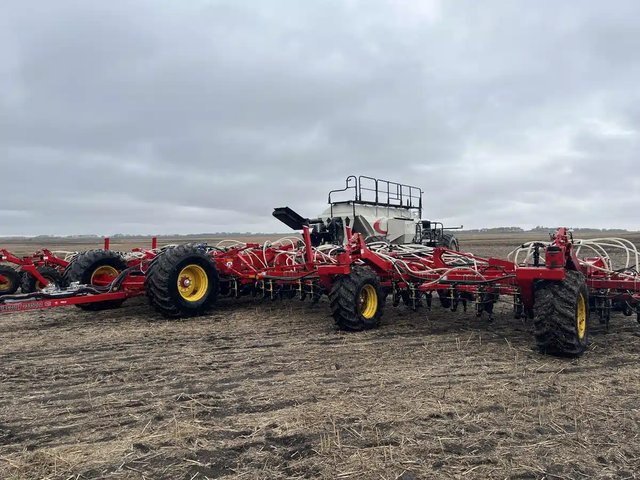 2022 Bourgault 3335-66 Semoir à air
