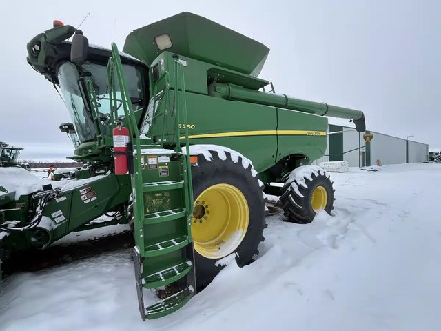 2018 John Deere S780 Batteuse