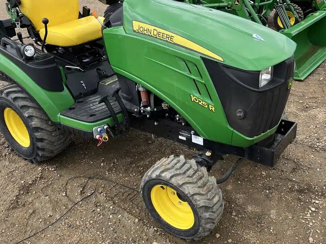 2020 John Deere 1025R Tracteur
