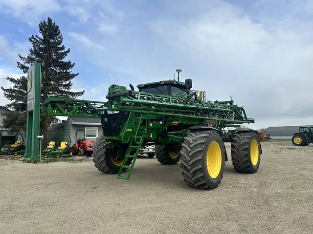 2025 John Deere 616R Arroseur - Automoteur
