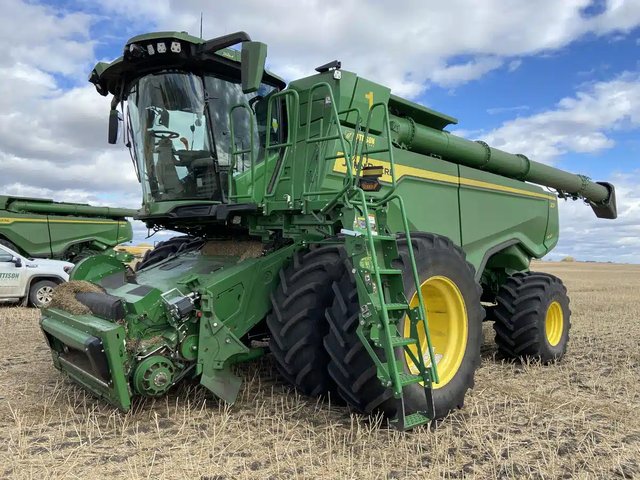 2024 John Deere X9 1100 Batteuse