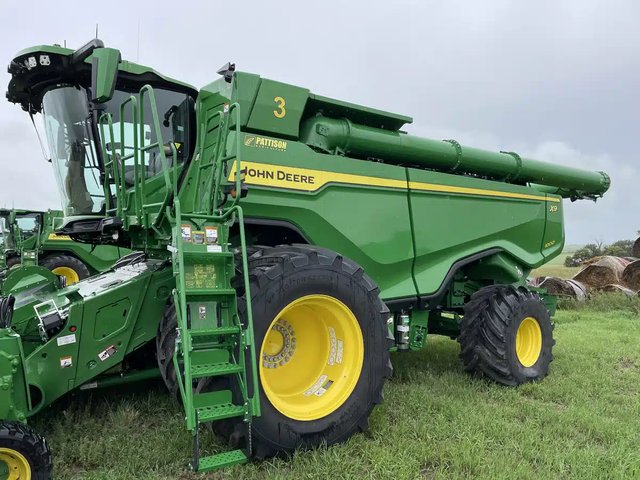 2024 John Deere X9 1000 Batteuse