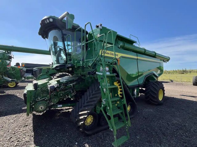 2023 John Deere X9 1100 Batteuse