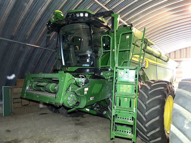 2022 John Deere X9 1000 Batteuse