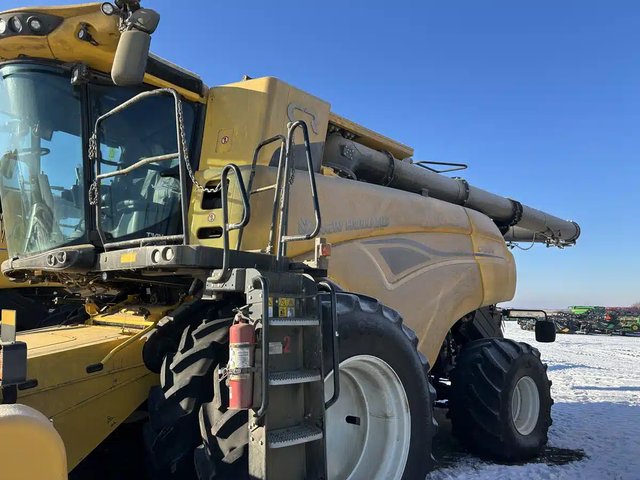 2024 New Holland CR9.90 Batteuse