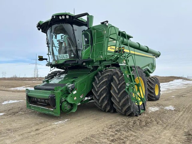 2024 John Deere X9 1100 Batteuse