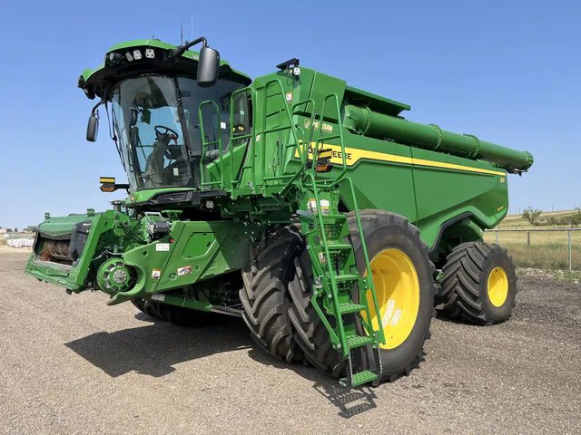 2024 John Deere X9 1000 Batteuse