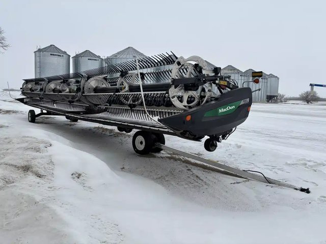 2025 MacDon FD245