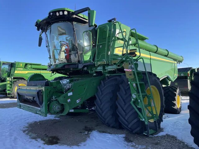 2024 John Deere X9 1000 Batteuse