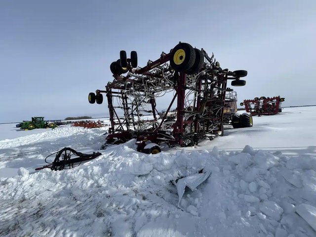 2013 Seed Hawk 6612 Semoir à air