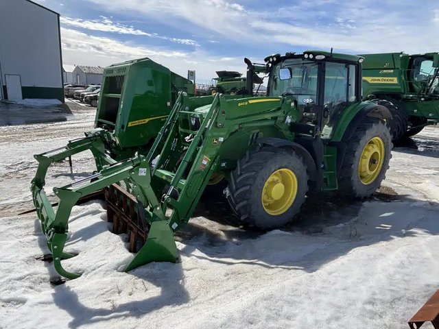 2022 John Deere 6155M Tracteur