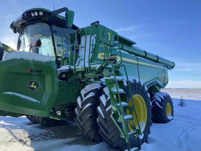 2024 John Deere X9 1000 Batteuse