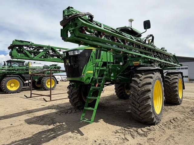 2025 John Deere 616R Arroseur - Automoteur