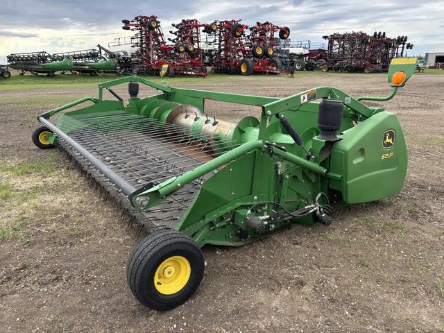 2014 John Deere 615P Nez - Ramasseur