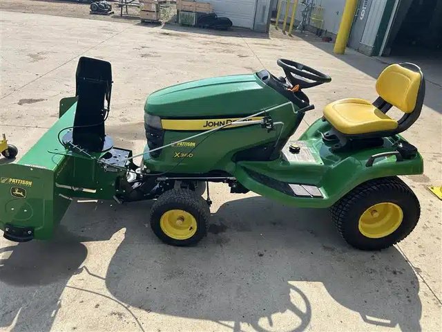 2013 John Deere X360 Tracteur à pelouse
