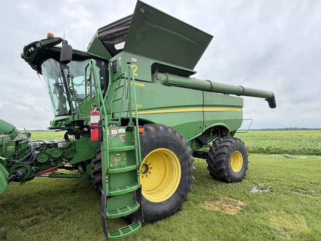 2018 John Deere S790 Batteuse