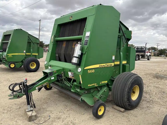 2010 John Deere 568 Presse à Balle Ronde