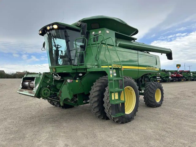 2006 John Deere 9860 STS Batteuse
