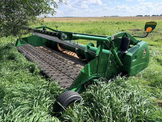 2017 John Deere 615P Nez - Ramasseur