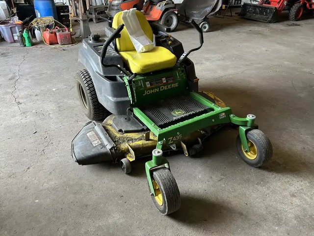 2015 John Deere Z435 Tondeuse à rayon de braquage zéro