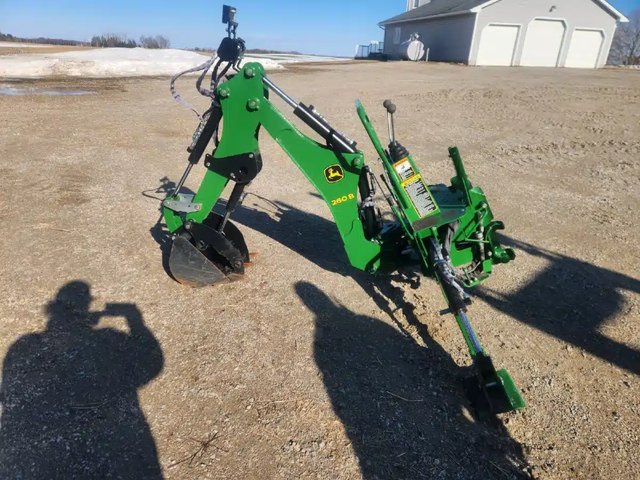 2021 John Deere 260B Accessoires pour rétrocaveuse