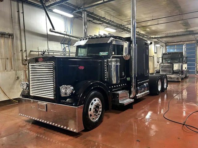 2000 Peterbilt 379 Camion dix roues