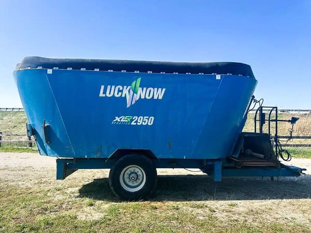 Lucknow XLR2950 Mélangeur