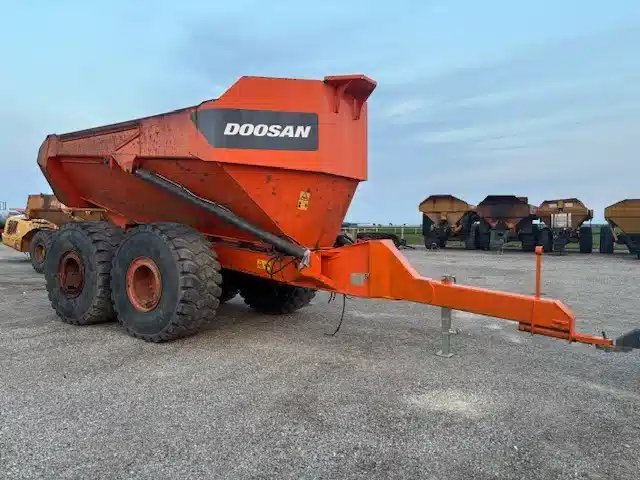 2025 Doosan 40 Ton Remorque - Benne
