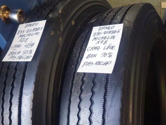 Michelin 235-80R22.5 Pneus