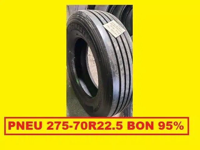 Roadrider PNEU 275-70R22.5 PAS RECHAPE TRES PROPRE Pneus