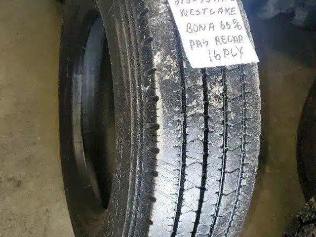 215-75R17.5 Pneus