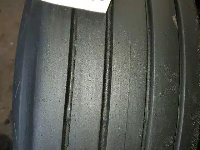 Goodyear 12.5L15 Pneus