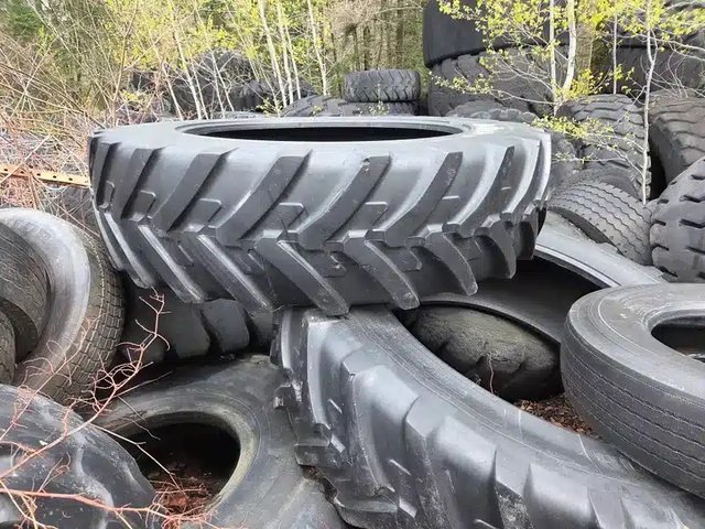 Michelin PNEU 480-80R46 MICHELIN 18.4R46 USAGE 480-85R46 Pneus
