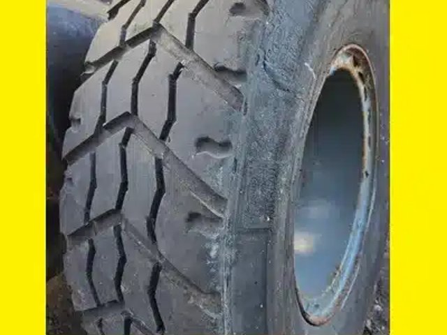 Goodyear PNEU 14-80R20 USAGE 365-80R20 Pneus et roues