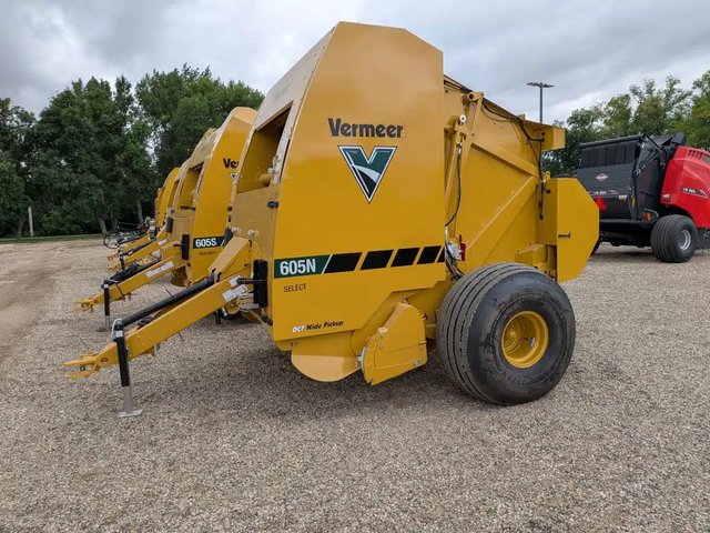 2027 Vermeer 605N Select Presse à Balle Ronde