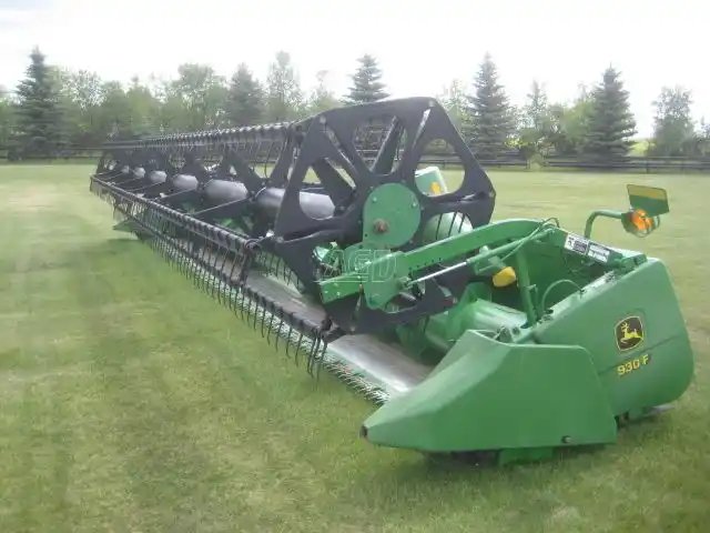 John Deere 930F Header - Flex
