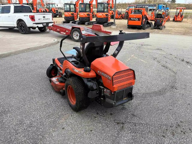 2011 Kubota ZG222-48 Tondeuse à rayon de braquage zéro