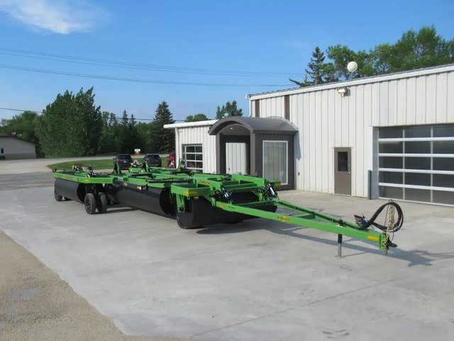 2026 Mandako 65 ft Rouleau à Terre